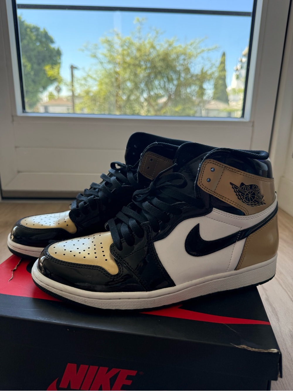 Jordan 1 Retro High NRG Patent Gold